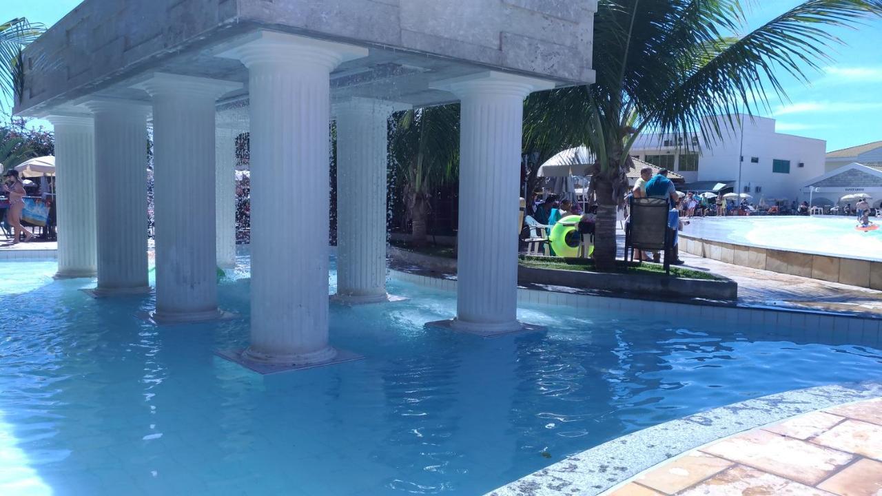 Thermas Lacqua Diroma Com Piscina De Ondas Gratis 24Horas Caldas Novas Esterno foto