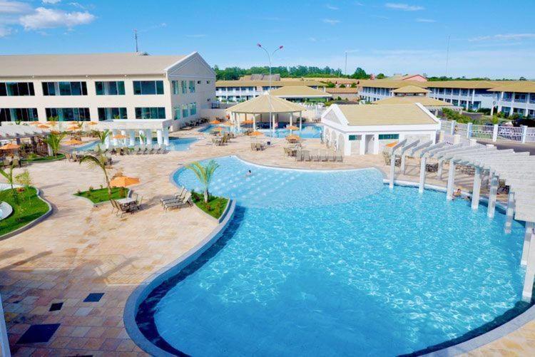 Thermas Lacqua Diroma Com Piscina De Ondas Gratis 24Horas Caldas Novas Esterno foto