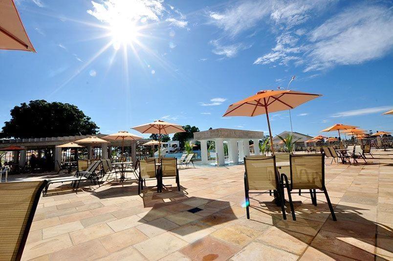 Thermas Lacqua Diroma Com Piscina De Ondas Gratis 24Horas Caldas Novas Esterno foto