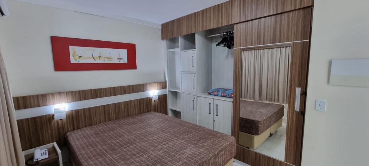 Thermas Lacqua Diroma Com Piscina De Ondas Gratis 24Horas Caldas Novas Esterno foto