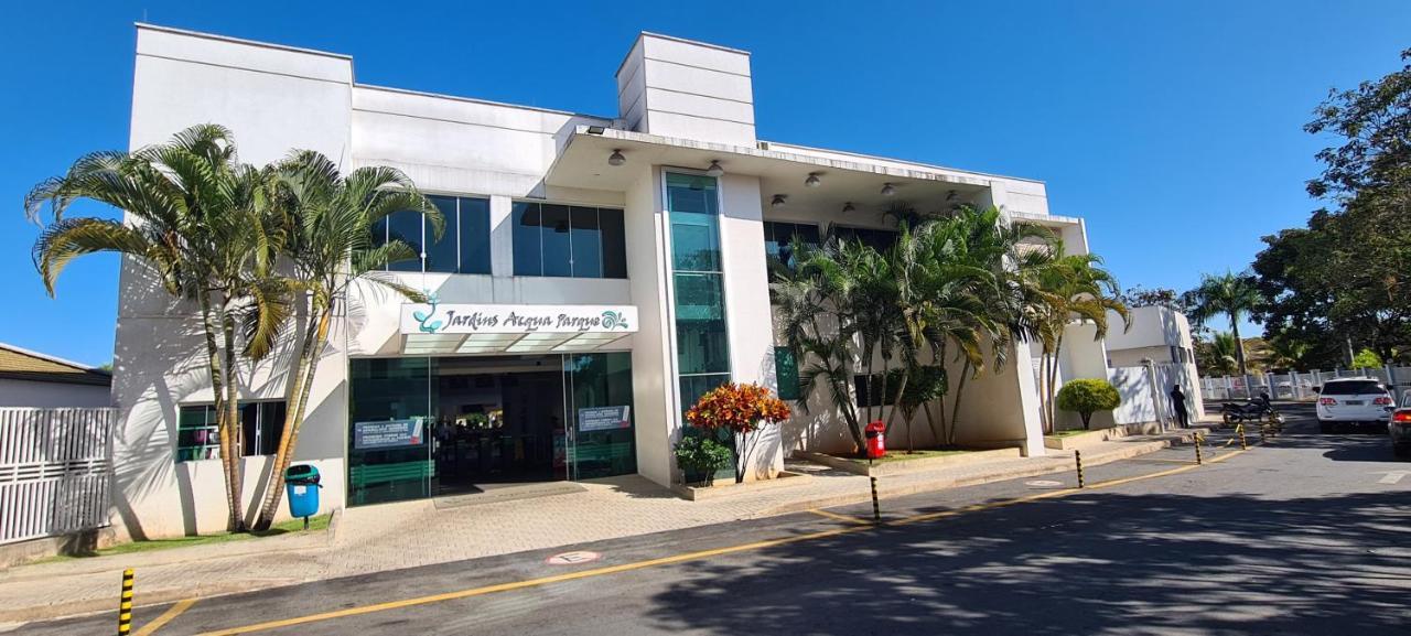 Thermas Lacqua Diroma Com Piscina De Ondas Gratis 24Horas Caldas Novas Esterno foto