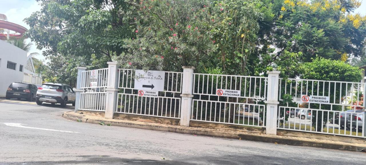Thermas Lacqua Diroma Com Piscina De Ondas Gratis 24Horas Caldas Novas Esterno foto